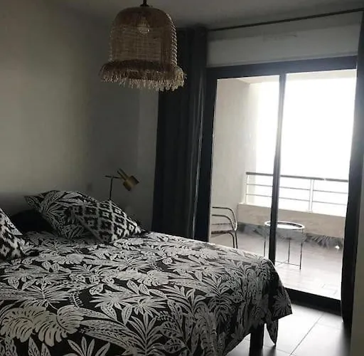 Apartment Bastia Face A La A 100 M *