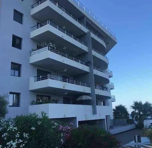 Apartment Bastia Face A La A 100 M San-Martino-di-Lota