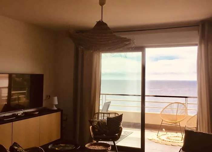 Apartment Bastia Face A La A 100 M